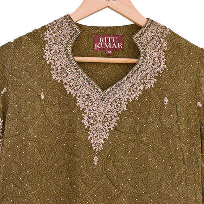 Indian Pre-Owned Green Pure Silk Hand Embroidered Ritu Kumar Designer 2 Piece Suit Set (Kurta + Dupatta)