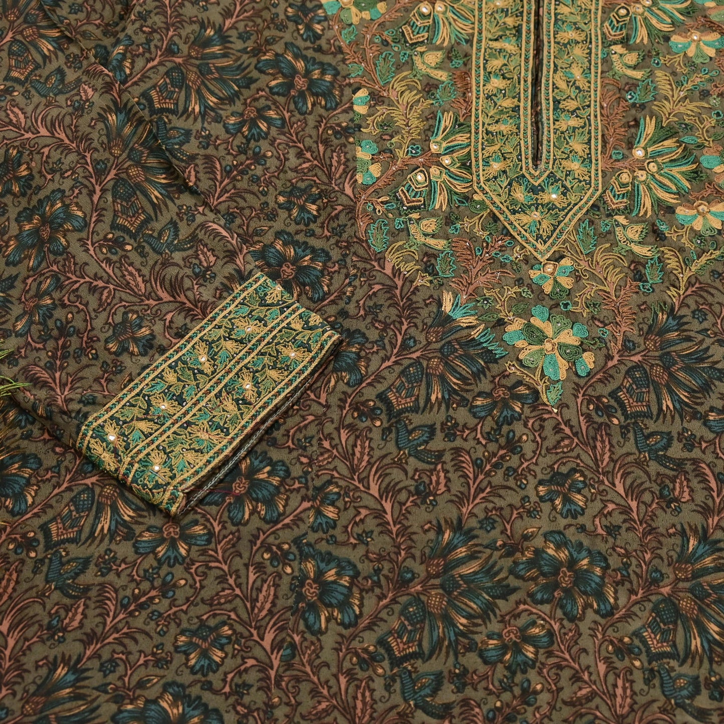 Indian Pre-Owned Green Pure Silk Hand Embroidered Printed Ritu Kumar Designer 3 Piece Suit Set (Kurta + Dupatta + Salwar)