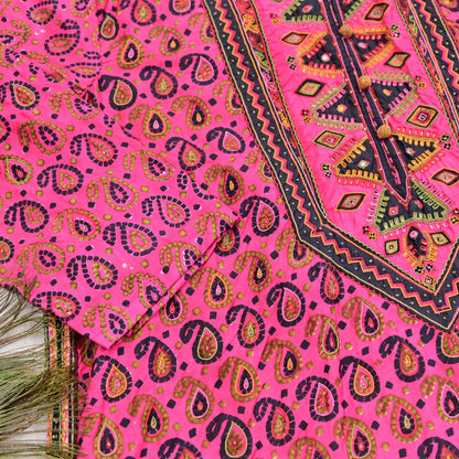 Indian Pre-Owned Pink & Black Pure Silk Hand Embroidered Printed Ritu Kumar Designer 2 Piece Suit Set (Kurta + Dupatta)
