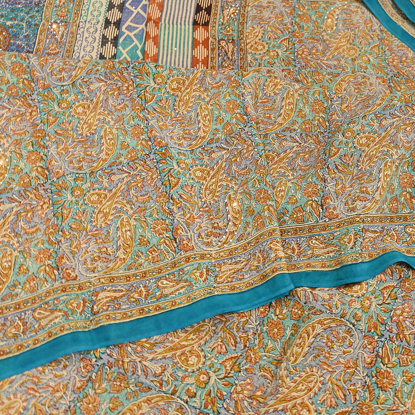 Indian Vintage Sari Beige & Green Pure Crepe Silk Printed Saree 5yard Sewing Quilting Floral Soft Craft Fabric Wrap