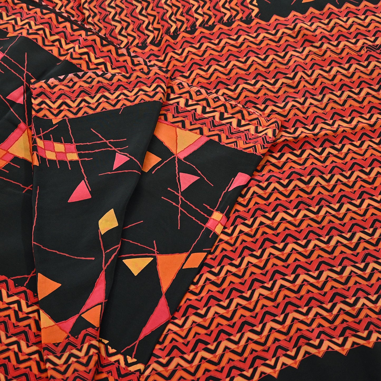 Indian Vintage Sari Black & Red Pure Crepe Silk Block Printed Sarees 5yd Sewing Floral Soft Craft Fabric Wrap Dress making Crafting Quilting