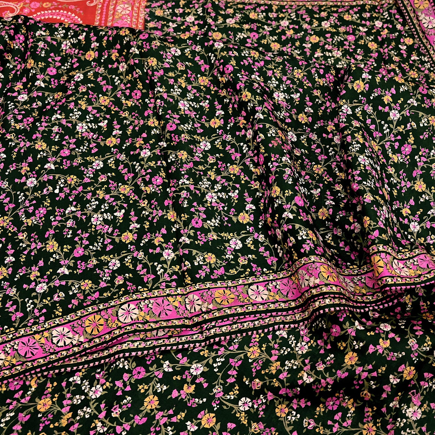 Indian Vintage Red & Black Pure Silk Printed Saree 5 Yards Soft Floral Fabric for Dressmaking, Quilting, Crafting, Sewing, Dress Making