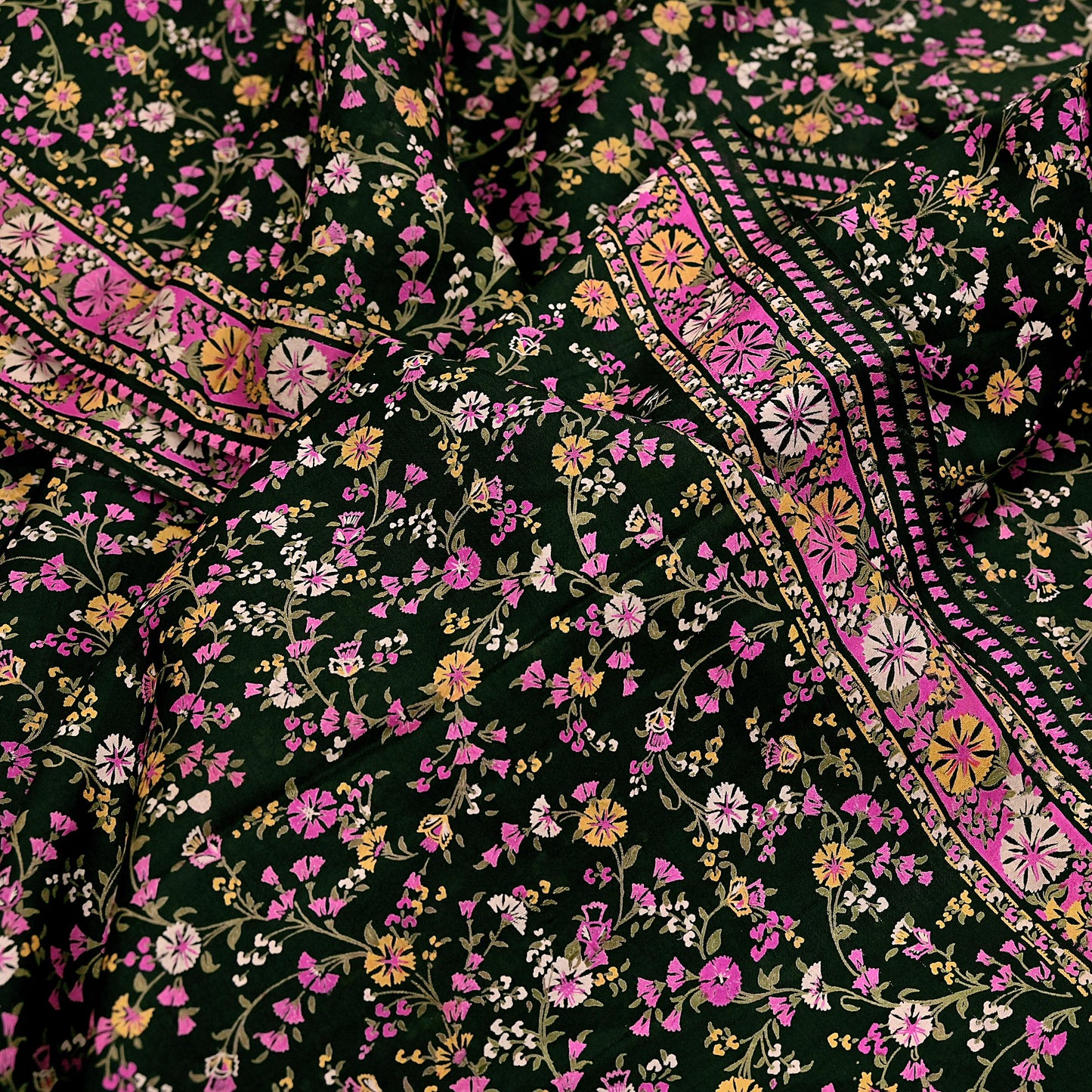 Indian Vintage Red & Black Pure Silk Printed Saree 5 Yards Soft Floral Fabric for Dressmaking, Quilting, Crafting, Sewing, Dress Making