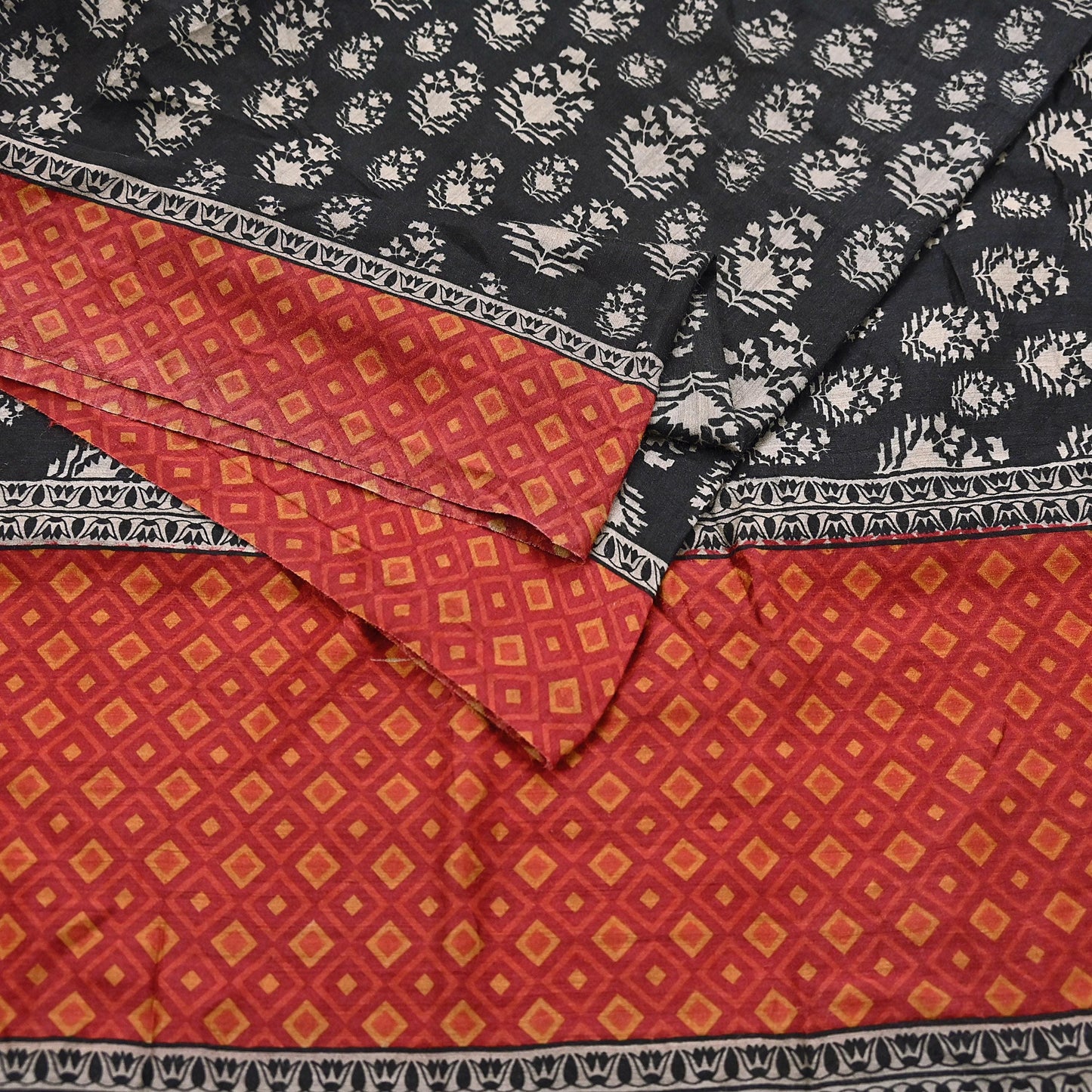 Indian Vintage Black Saree Pure Khadi Silk Handloom Printed Sari Fabric 6yd Ethnic Wear Sari Floral Designs Dress making Crafting