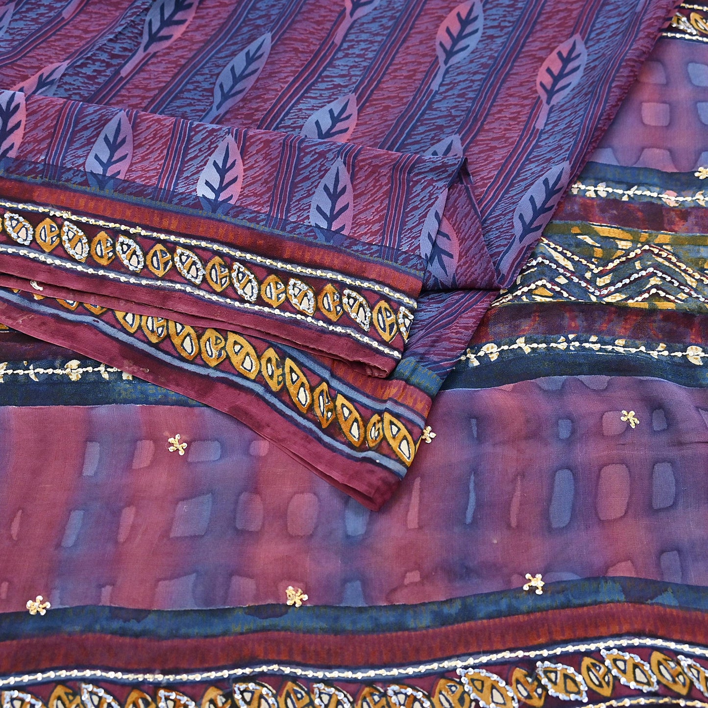 Indian Vintage Sari Hand Embroidered Printed 100% Pure Georgette Silk Saree Craft Fabric 5Yd Ethnic Soft Dress making For Crafting