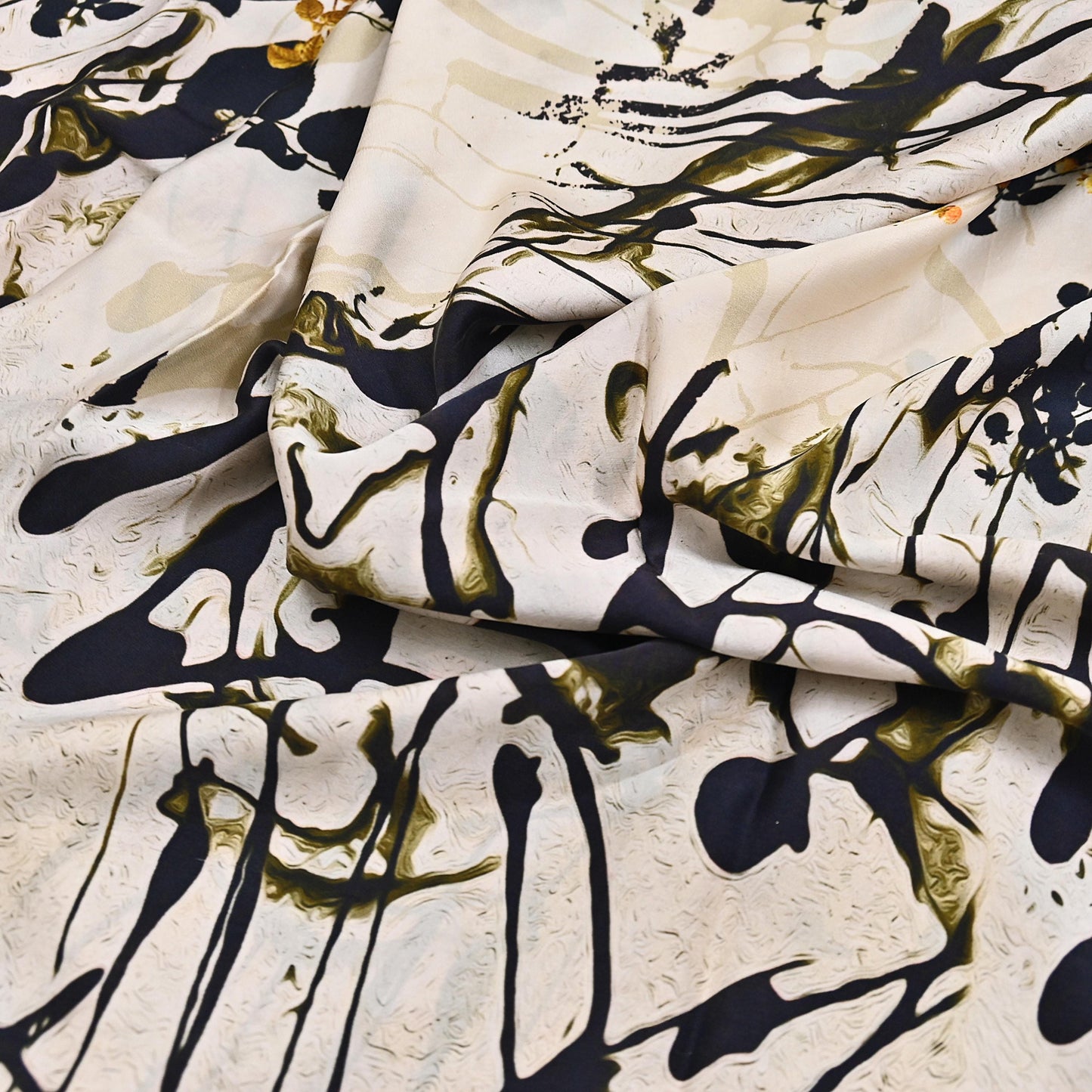 Indian Vintage Sari Black & Ivory Digital Printed 100% Pure Satin Silk Sarees 5yd Sewing Craft Fabric Dress Making Wrap Upcycle Quilting