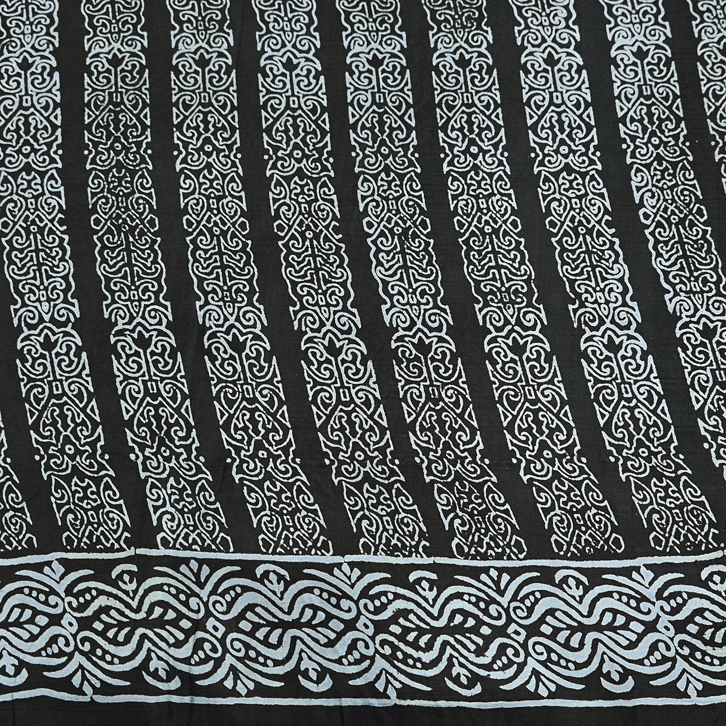 Indian Vintage Black Pure Silk Saree Printed Floral & Striped Design 5Yards Soft Craft Fabric for Dressmaking, Quilting,  Upcycling