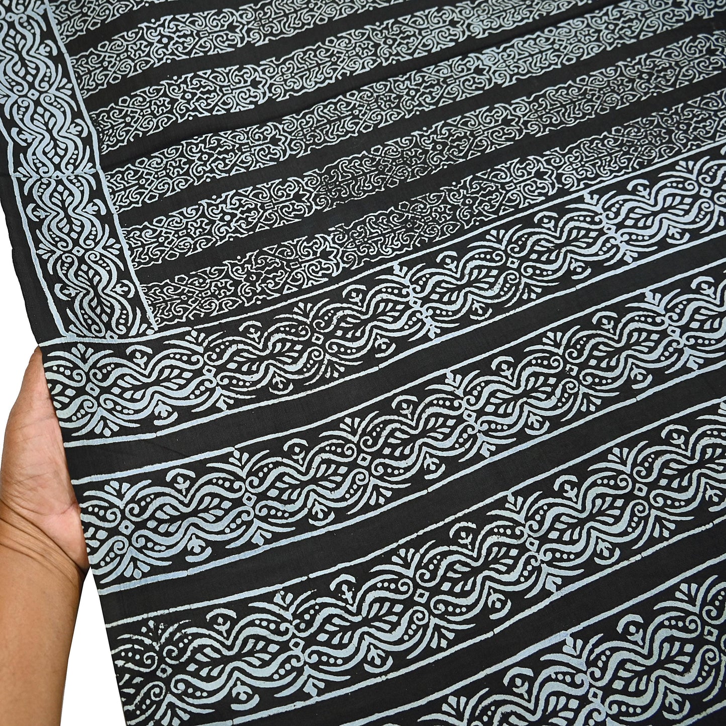 Indian Vintage Black Pure Silk Saree Printed Floral & Striped Design 5Yards Soft Craft Fabric for Dressmaking, Quilting,  Upcycling
