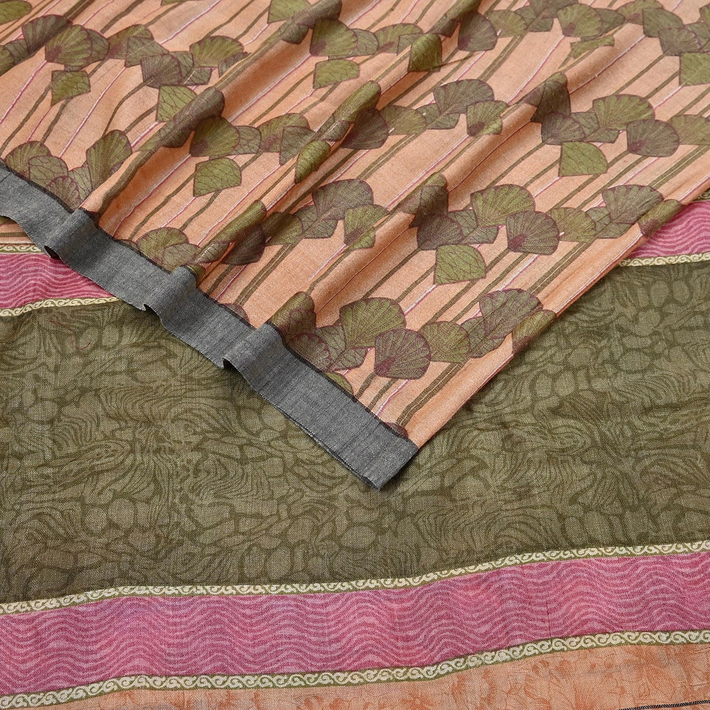 Indian Vintage Sari Peach & Green Pure Woolen Woven Printed Sarees Soft Warm Craft Fabric 5Yd Floral Dress making Crafting Quilting
