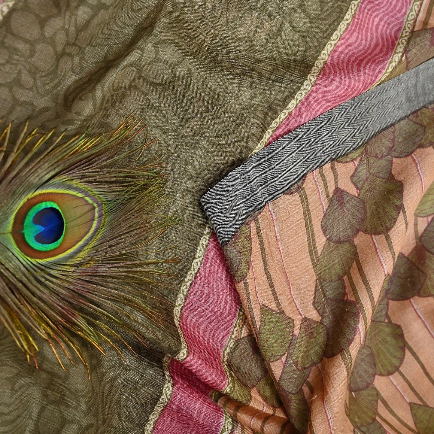 Indian Vintage Sari Peach & Green Pure Woolen Woven Printed Sarees Soft Warm Craft Fabric 5Yd Floral Dress making Crafting Quilting