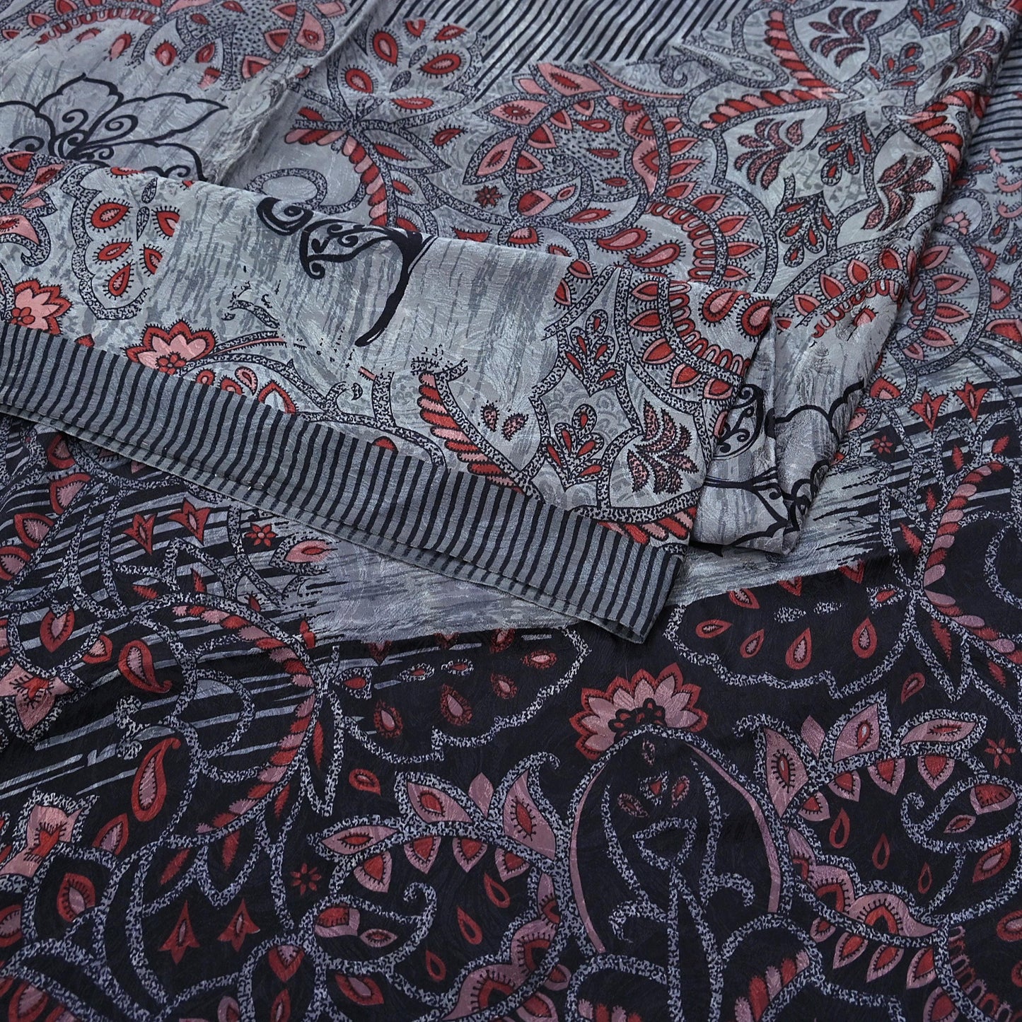 Indian Vintage Gray & Black Saree Pure Crepe Silk Printed Sari Craft Fabric 6yd Sewing Soft Wrap Dress making Crafting Quilting