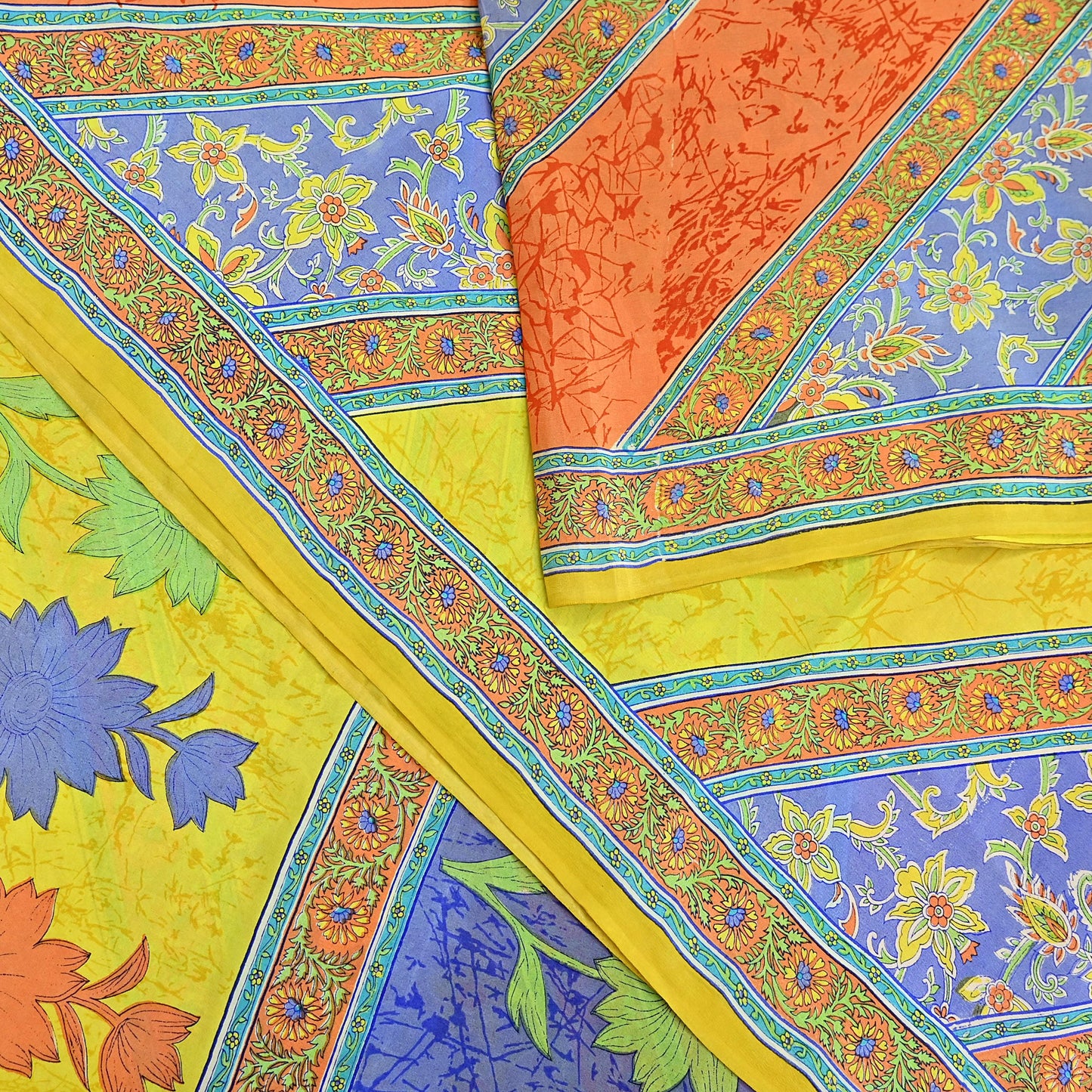 Indian Vintage Sari Yellow Pure Crepe Silk Printed Saree 5yd Sewing Floral Soft Craft Fabric Wrap Dress making Upcycle For Crafting