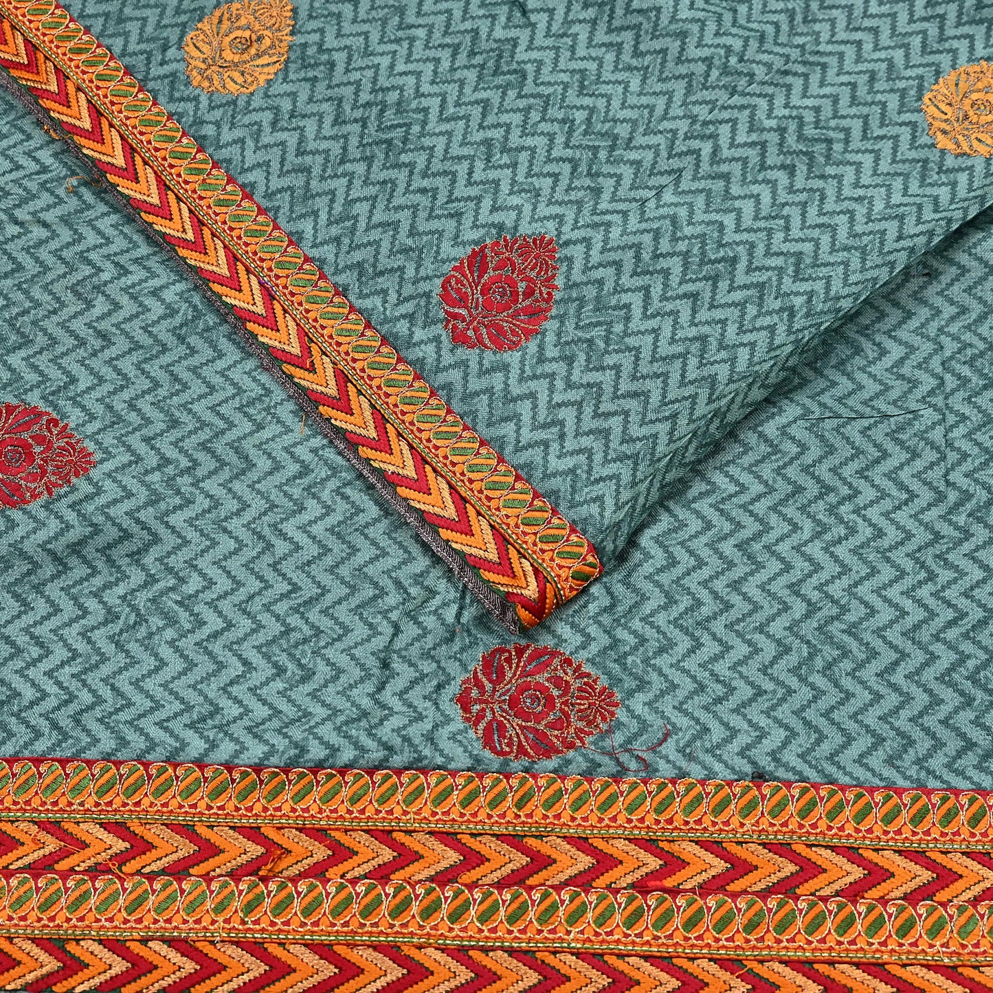 Indian Vintage Green Sarees Pure Woolen Woven Printed  Sari Soft Warm Craft Fabric 5Yd Woven Border Dress making Crafting Quilting