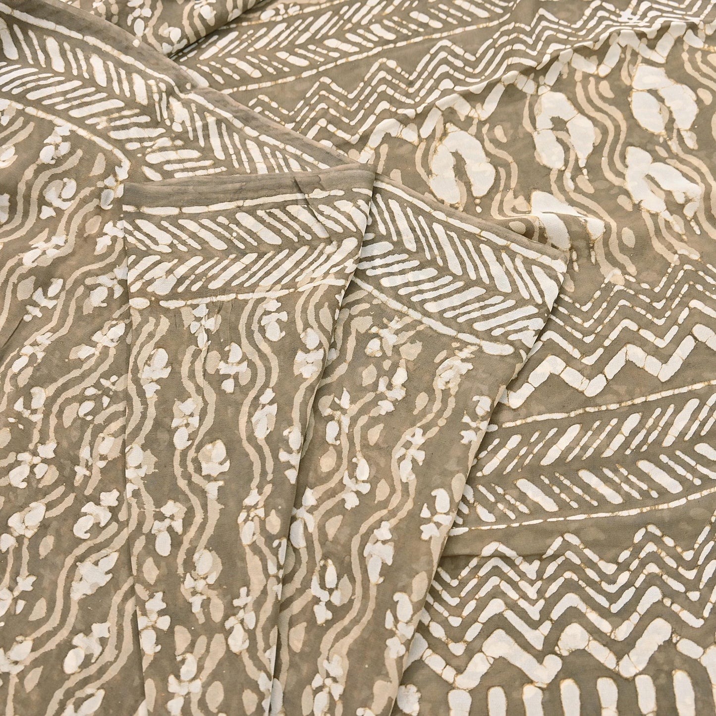 Indian Women Vintage Brown Saree Pure Georgette Silk Batik Printed Sari Sewing 5yard Soft Craft Floral Design Wrap Boho