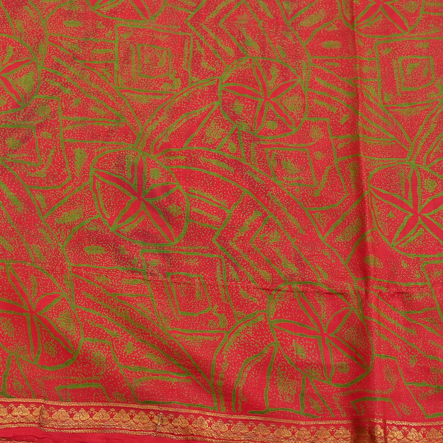 Indian Vintage Sari Red Printed Pure Silk Sarees 6yd Sewing Craft Fabric Soft Dress Making Upcycle Crafting Quilting Used Zari