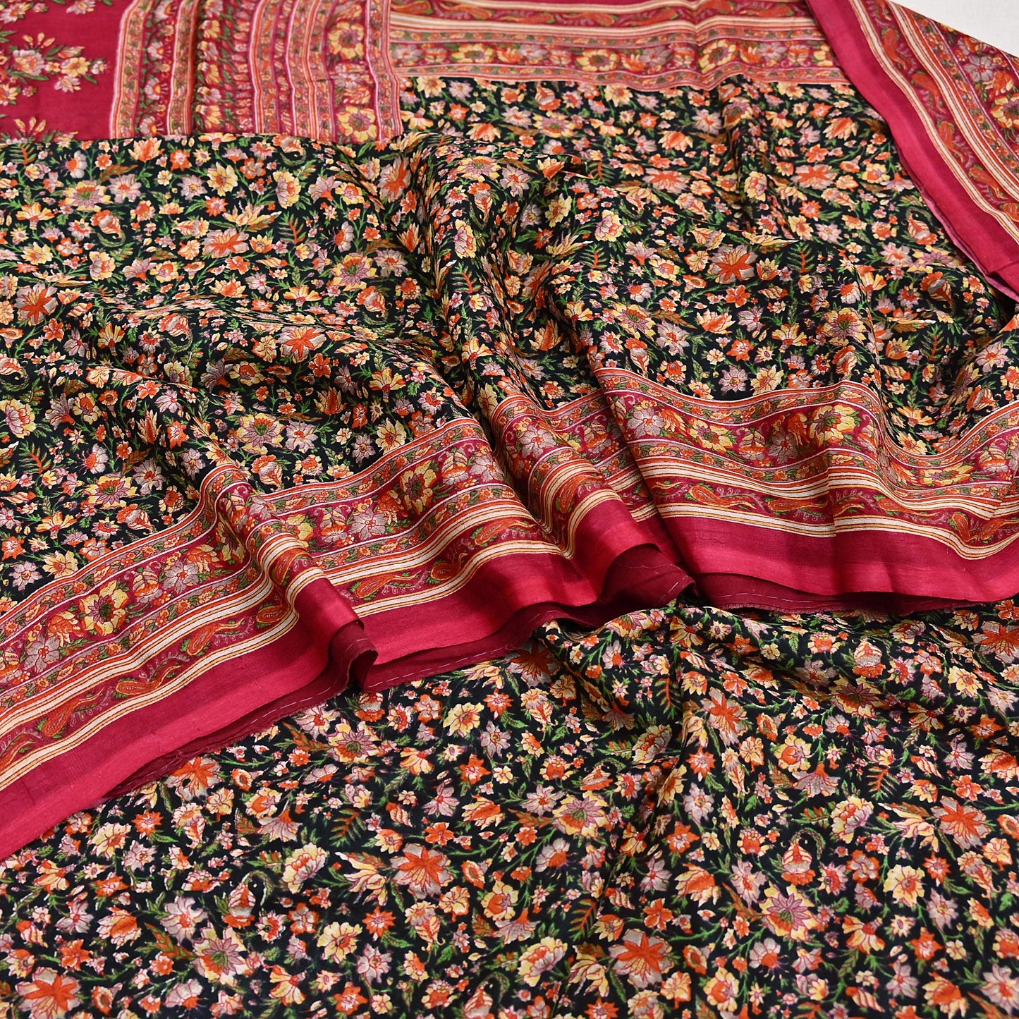 Indian Vintage Red & Black Pure Silk Printed Saree 5 Yards Soft Floral Fabric for Dressmaking, Quilting, Crafting, Sewing, Dress Making