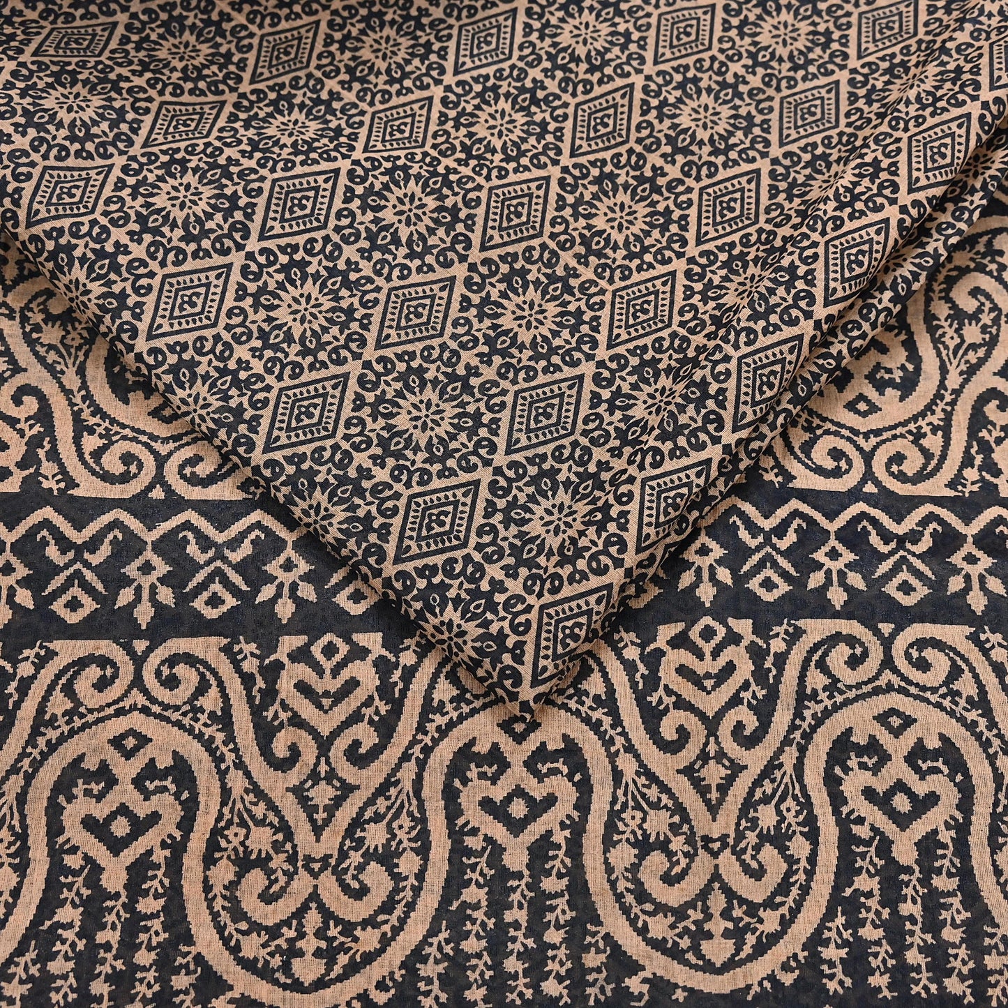 Indian Vintage Sari Beige & Black Printed Pure Cotton Sarees Fabric Floral 5Yd Sarong Wrap Boho Fabric Kimono Soft Dress making Crafting