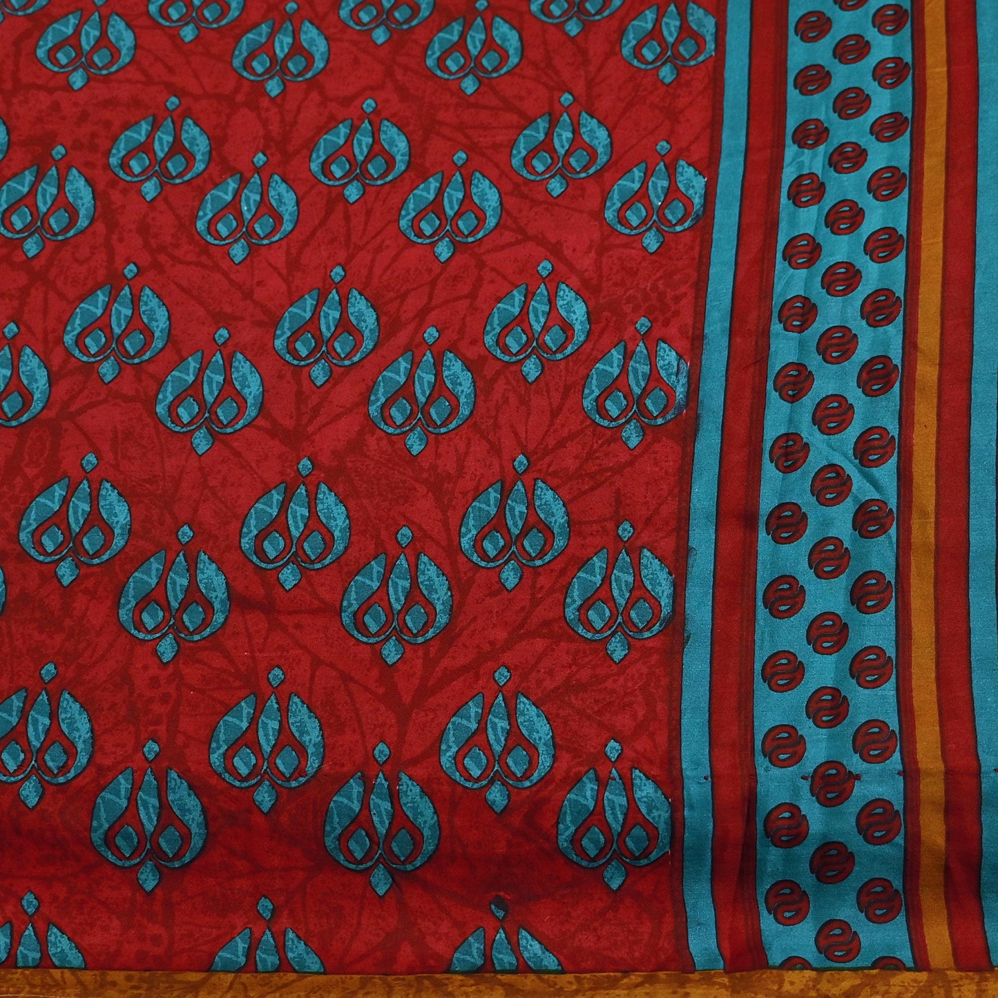 Indian Vintage Red & Green Pure Silk Printed Saree 5Yards Soft Floral Fabric for Dressmaking, Quilting, Crafting, Sewing, Dress Making