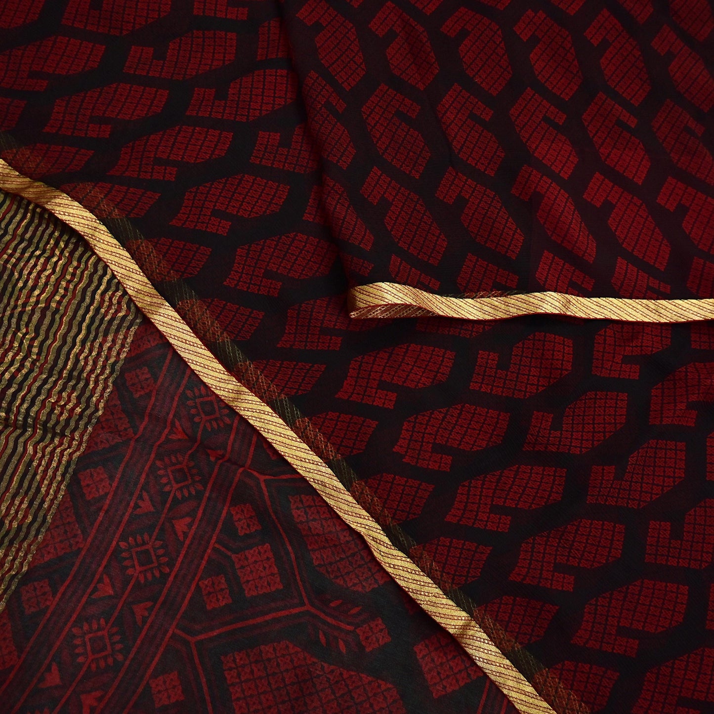 Indian Vintage Sari Black & Red Pure Chiffon Silk Printed Sarees 5Yd Craft Fabric Sewing Soft Zari Border Dress Making Upcycle Quilting