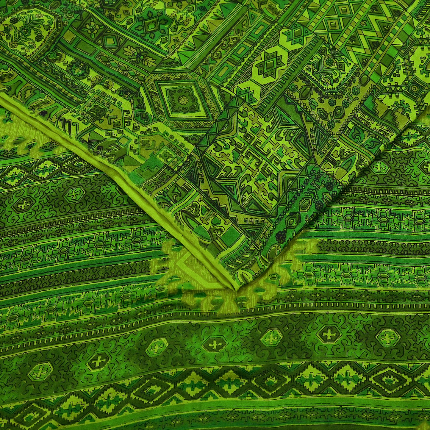Indian Vintage Sari Green Pure Silk Printed Sarees 6yd Sewing Craft Fabric Dress Making  Soft Floral Wrap Upcycle Used Quilting Crafting