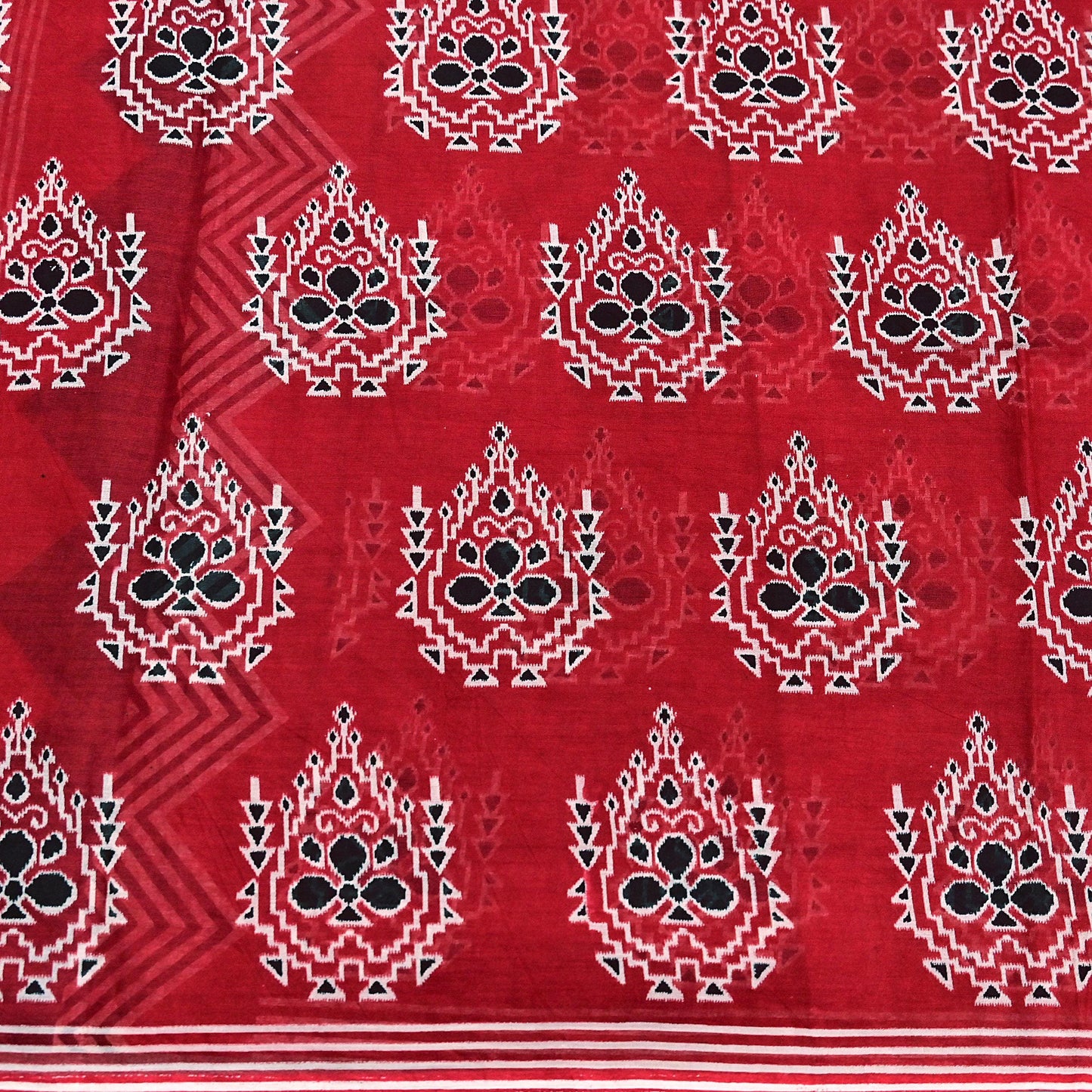 Indian Vintage Red Saree Printed 100% Pure Cotton Sari Craft Fabric 5Yd Soft Sewing Sarong Wrap Dress Making Quilting Crafting