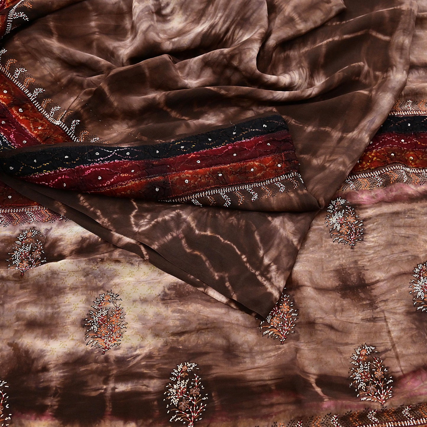 Indian Vintage Saree Pure Crepe Silk Hand Embroidered Tie-Dye Sari Fabric 5yard Sewing Craft Fabric Ethnic Dressmaking Crafting Zardozi Zari
