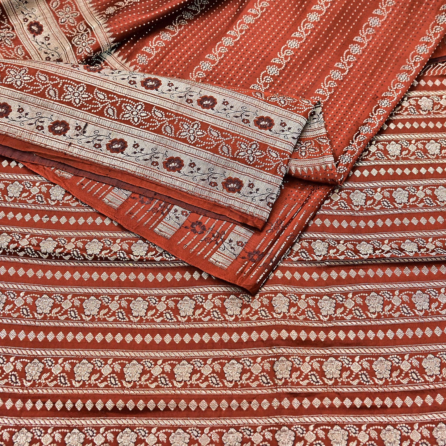 Vintage Rusty Orange Banarasi Silk Saree Pure Satin Silk Hand woven Brocade Fabric with Floral Weave 5 Yard Dressmaking Craft Material