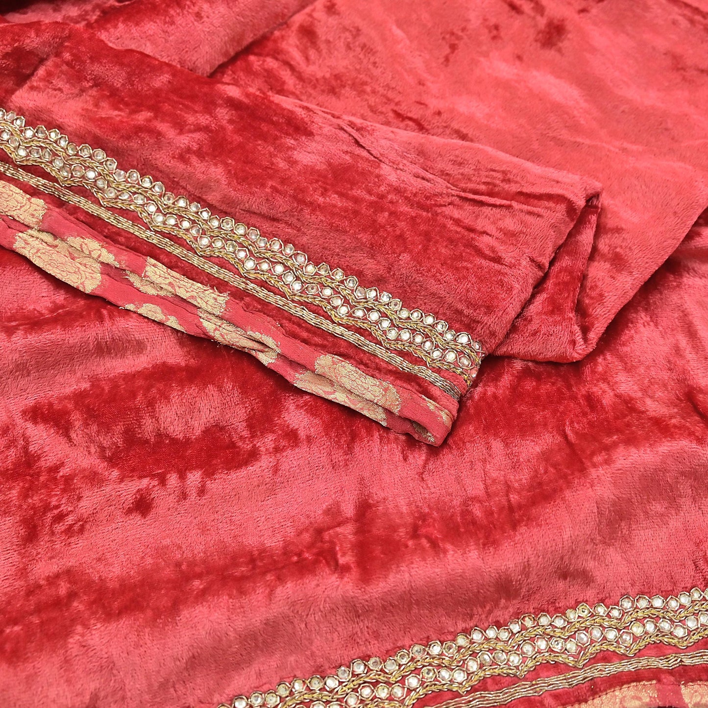 Indian Vintage Heavy Peach Dupatta Velvet Long Stole Hand Embroidered Scarves Zari Hijab Veil Wrap Bridal Dupatta Paisley