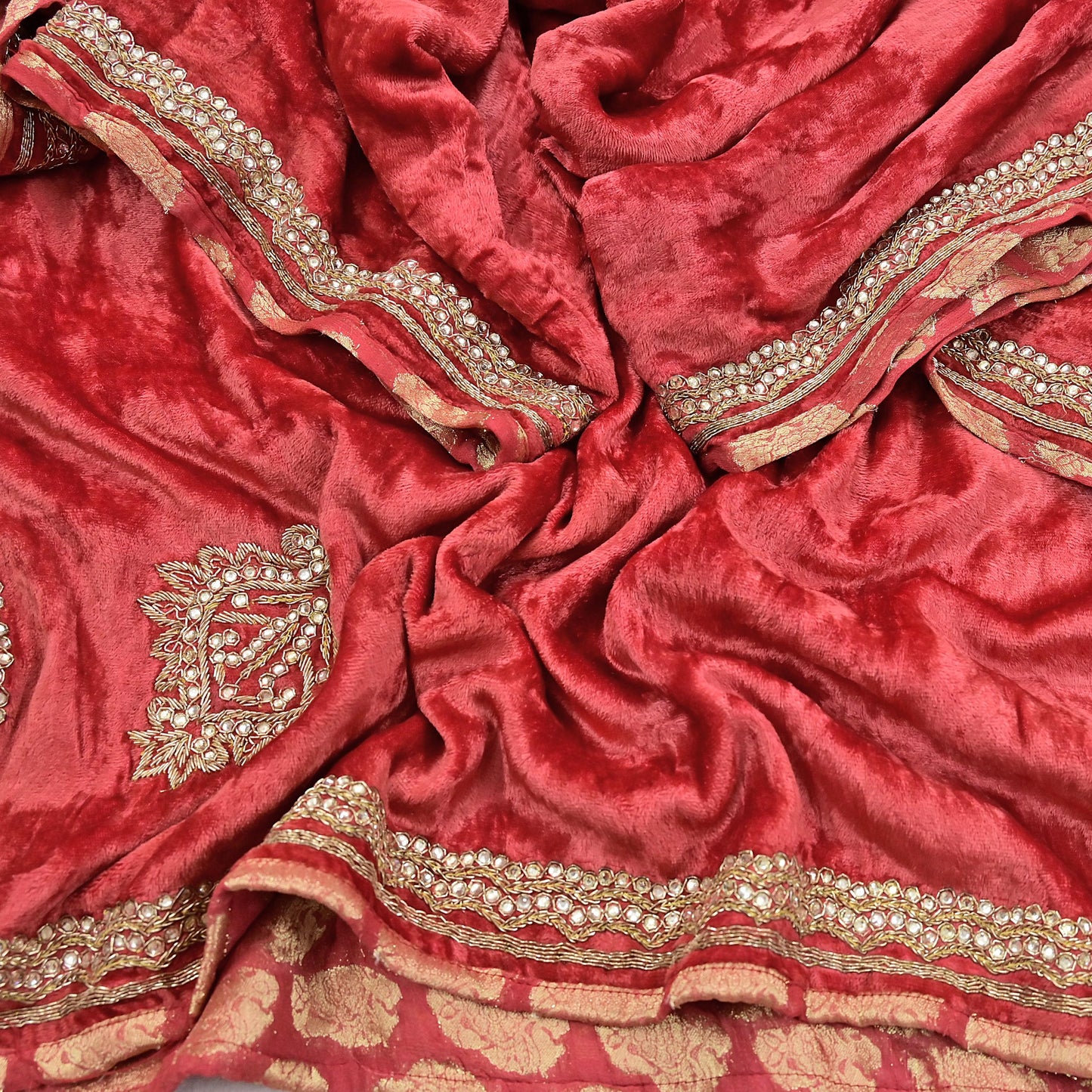 Indian Vintage Heavy Peach Dupatta Velvet Long Stole Hand Embroidered Scarves Zari Hijab Veil Wrap Bridal Dupatta Paisley
