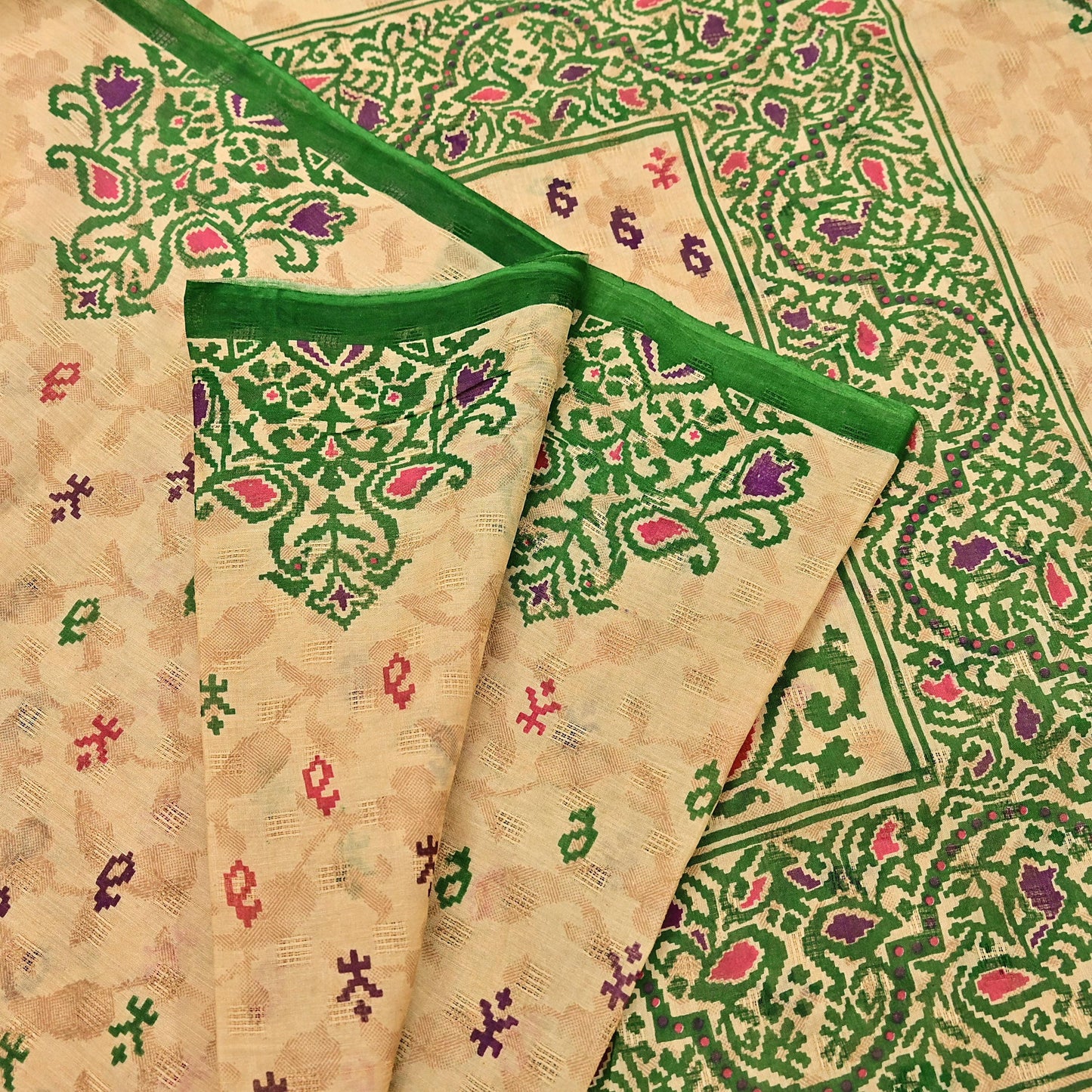 Indian Vintage Sari Beige & Green Pure Cotton Printed Sarees Craft Fabric Soft 5Yd Sarong Wrap Boho Fabric Kimono Quilting Crafting Upcycle