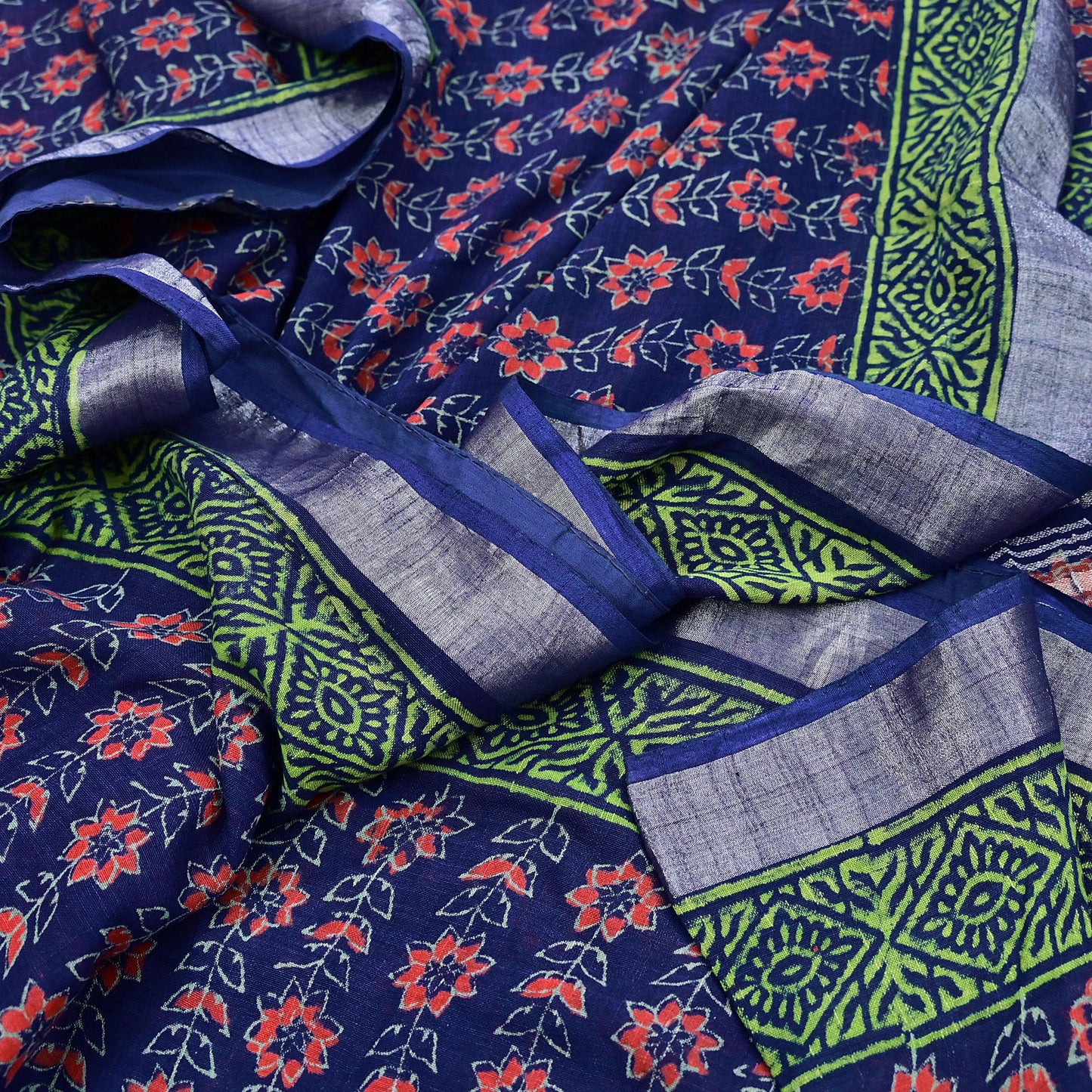 Indian Vintage Sari Blue Woven 100% Pure Cotton Sarees Craft Fabric 6Yd Floral Upcycle Quilting Crafting Dress making Upcycle Boho Wrap
