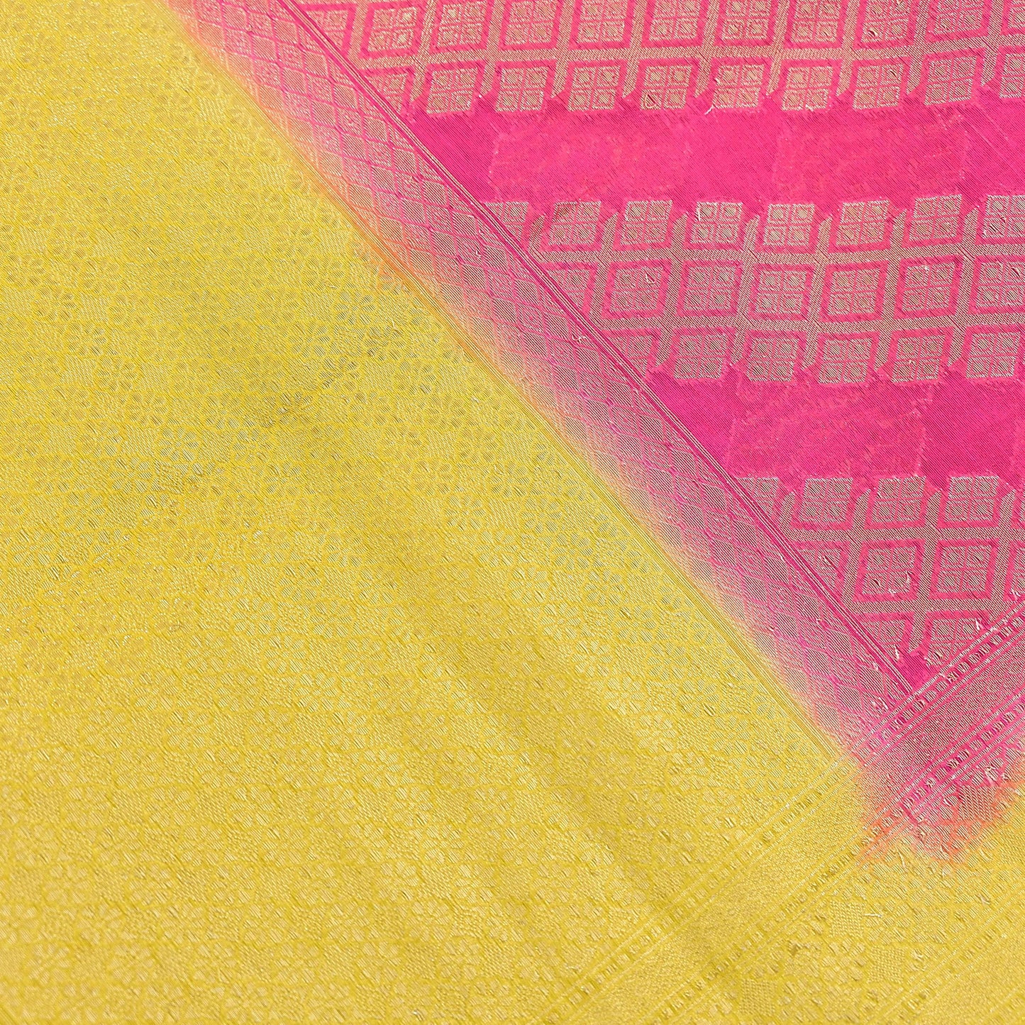 Indian Vintage Pink Chanderi Brocade Dupatta Floral Zari Woven Scarf veil fringes work