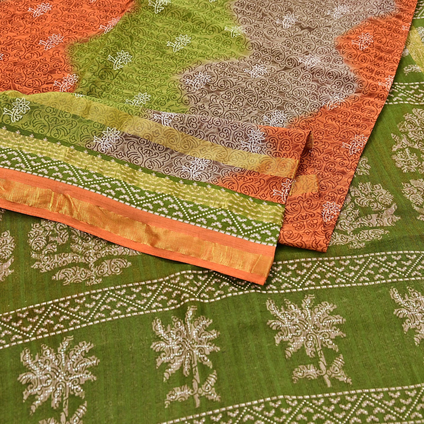 Indian Vintage Sari Rusty & Green Printed Pure Cotton Sarees Craft Fabric 5Yd Soft Sewing Sarong Wrap Boho Floral Quilting Dress making
