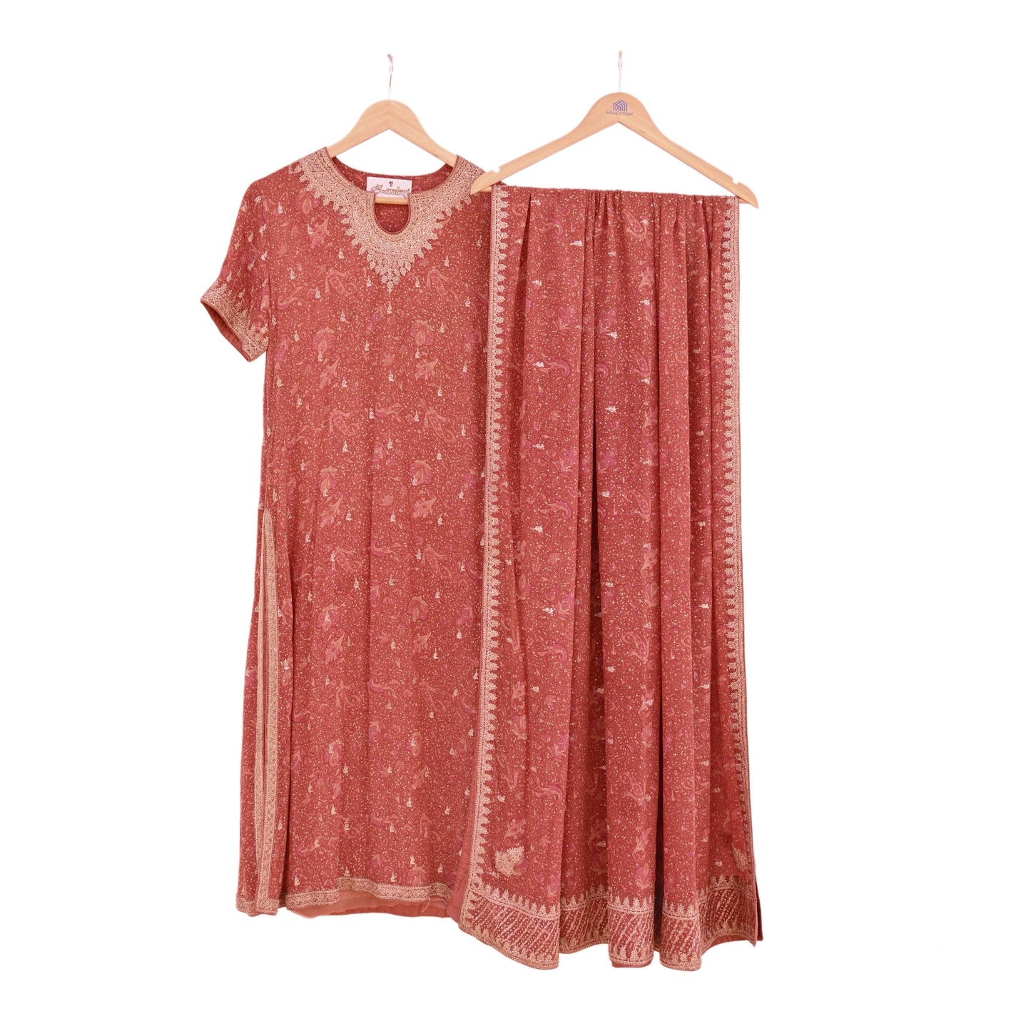 Indian Pre-Owned Peach Pure Silk Hand Embroidered Ritu Kumar Designer 2 Piece Suit Set (Kurta + Dupatta)