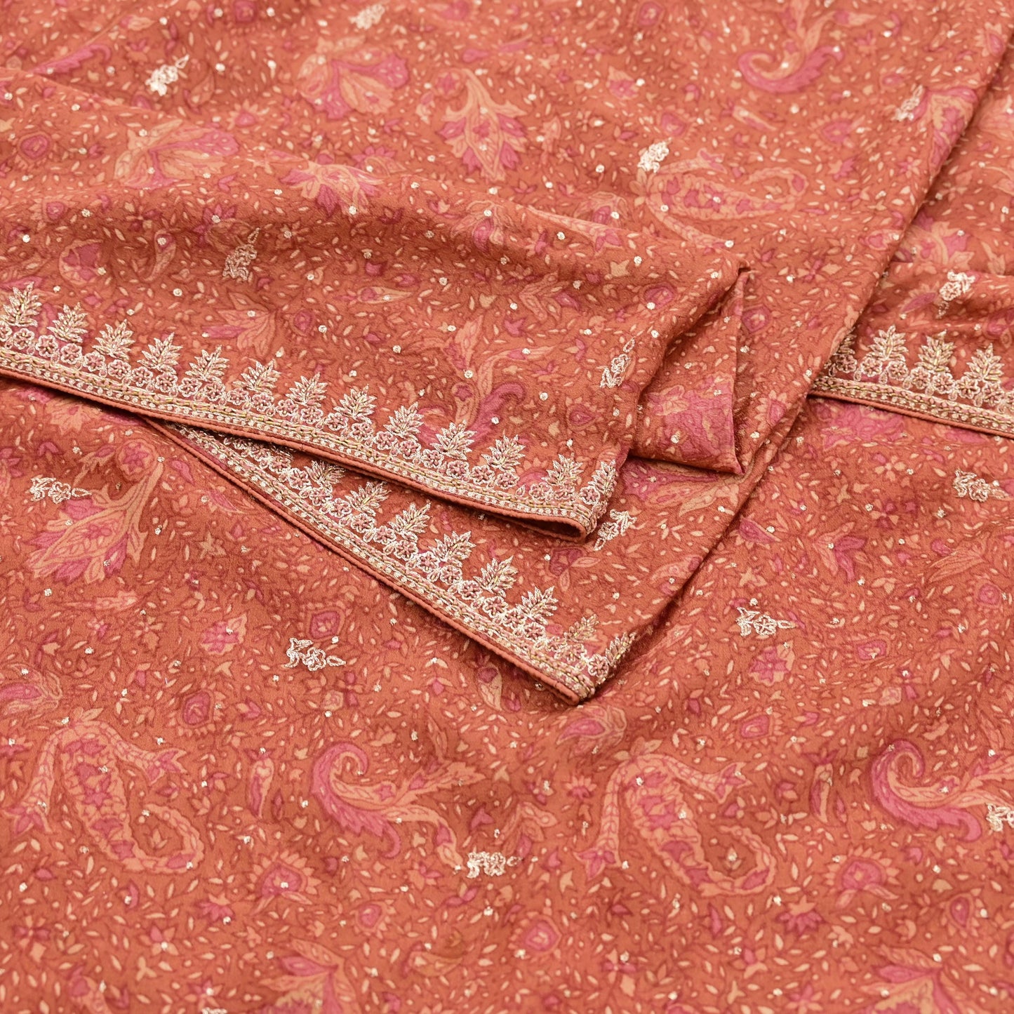Indian Pre-Owned Peach Pure Silk Hand Embroidered Ritu Kumar Designer 2 Piece Suit Set (Kurta + Dupatta)