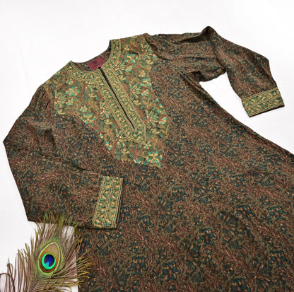 Indian Pre-Owned Green Pure Silk Hand Embroidered Printed Ritu Kumar Designer 3 Piece Suit Set (Kurta + Dupatta + Salwar)