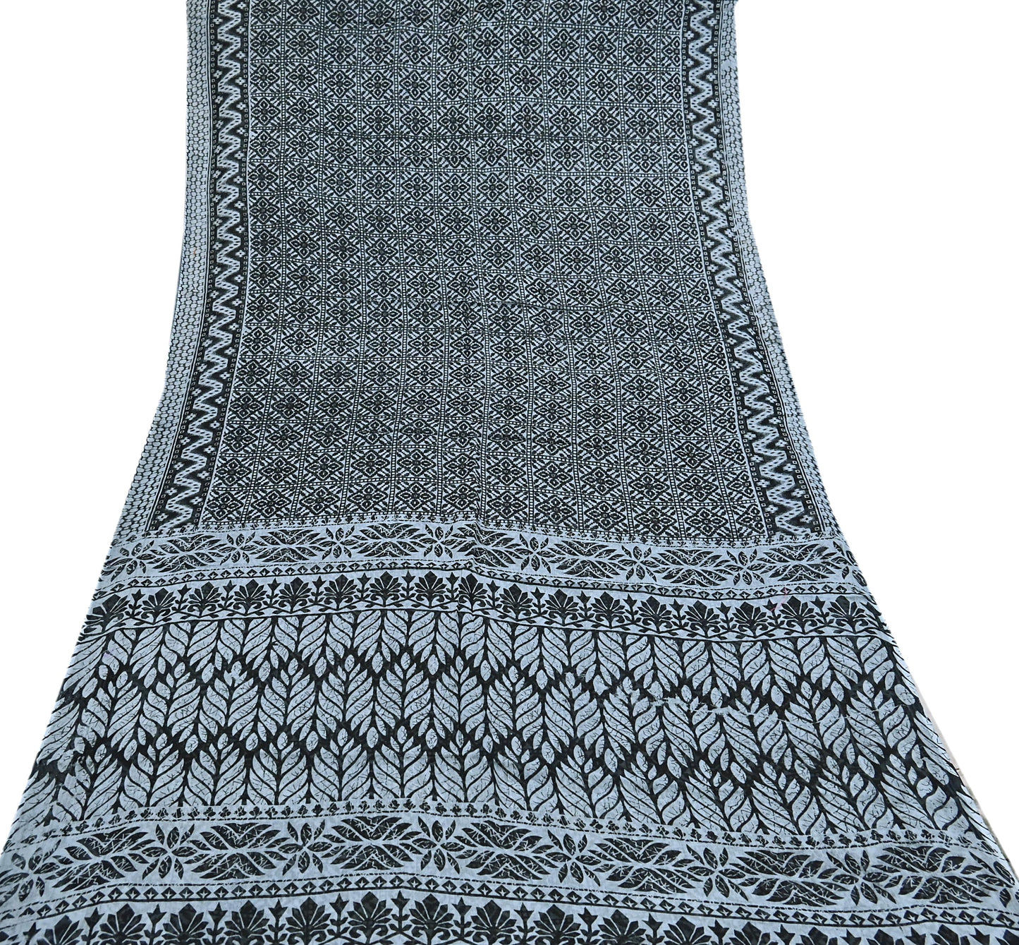 Indian Vintage Black & Gray Saree Printed Pure Cotton Indian Sari Craft Fabric 5Yd Sewing Soft Sarong Wrap Boho Floral Quilting Crafting