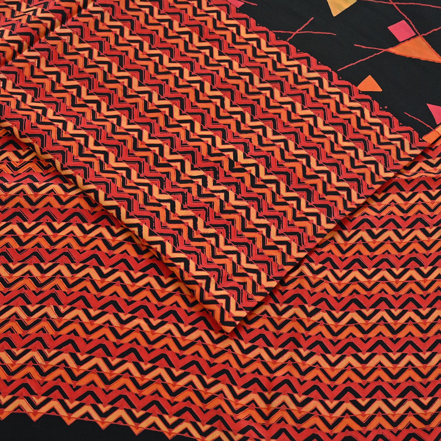 Indian Vintage Sari Black & Red Pure Crepe Silk Block Printed Sarees 5yd Sewing Floral Soft Craft Fabric Wrap Dress making Crafting Quilting