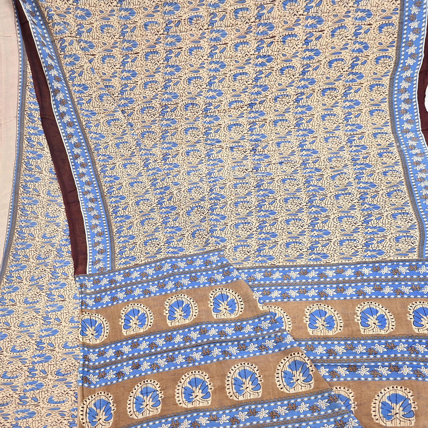 Indian Vintage Sari Beige & Brown Printed 100% Pure Cotton Sarees Craft Fabric 5Yard Sewing Sarong Wrap Boho Dress making Quilting Soft