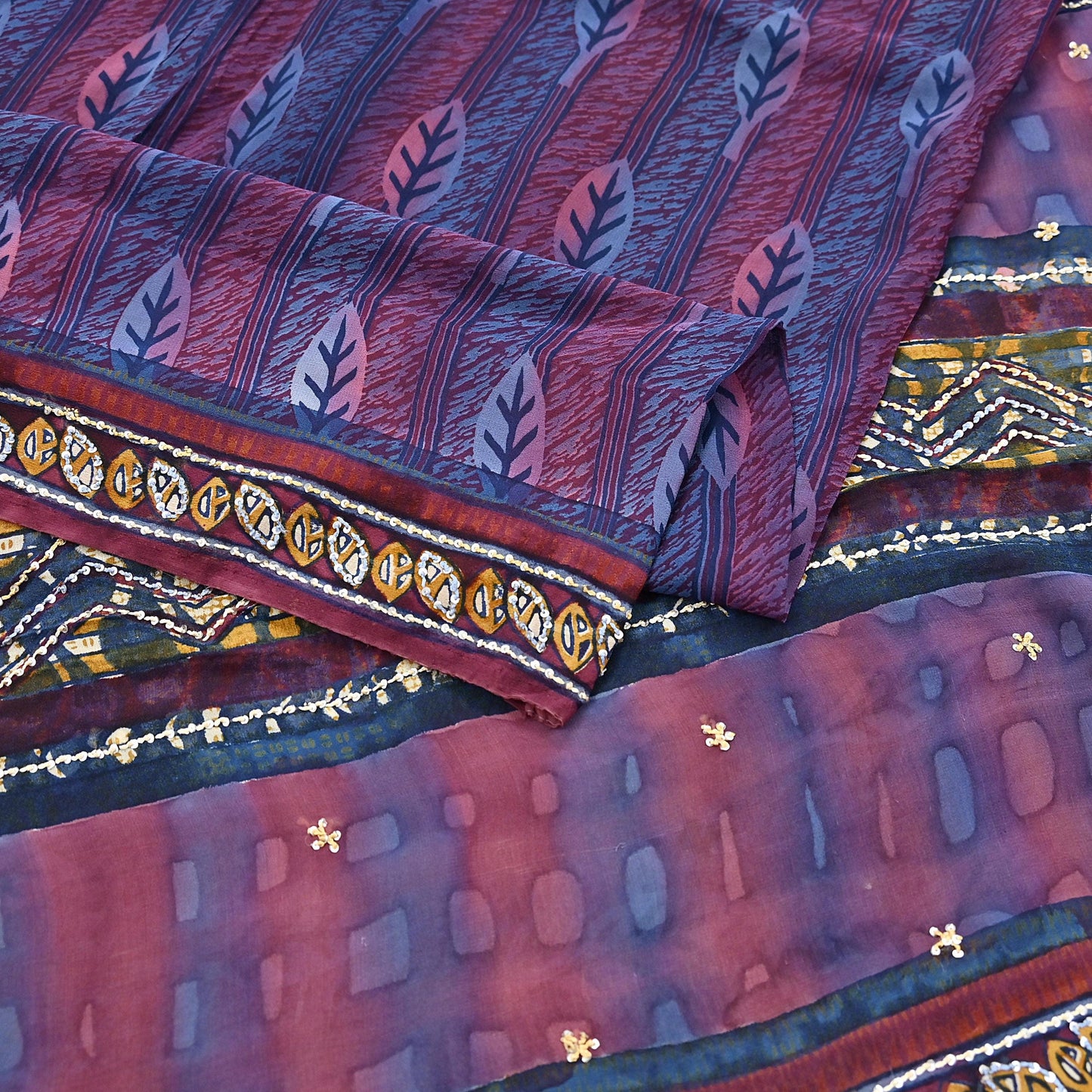 Indian Vintage Sari Hand Embroidered Printed 100% Pure Georgette Silk Saree Craft Fabric 5Yd Ethnic Soft Dress making For Crafting
