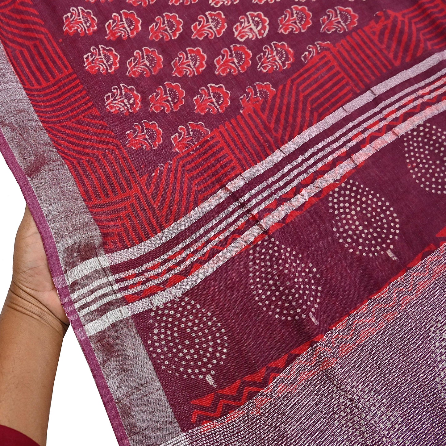Indian Vintage Sari Maroon Printed Pure Cotton Sarees Craft Fabric 5Yd Soft Sewing Sarong Wrap Boho Floral Quilting Dress making fringes