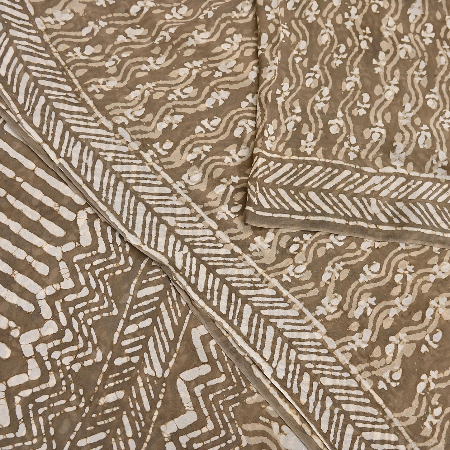 Indian Women Vintage Brown Saree Pure Georgette Silk Batik Printed Sari Sewing 5yard Soft Craft Floral Design Wrap Boho