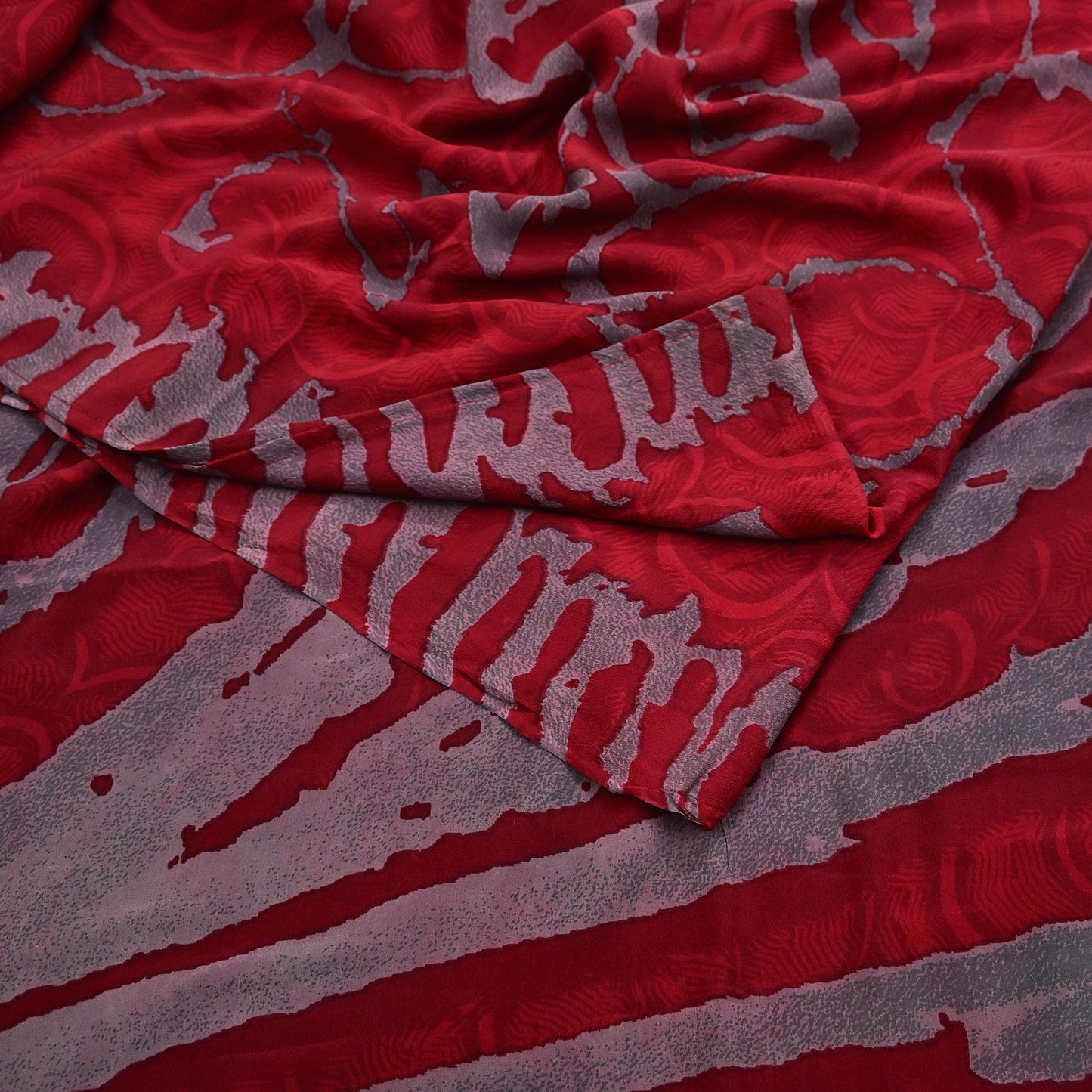 Indian Vintage Sari Red & Gray Pure Georgette Silk Printed Sarees Craft Fabric Sewing 5Yd Soft Dress Making Crafting Quilting Upcycle