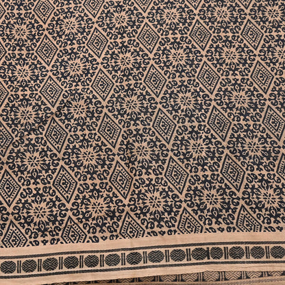 Indian Vintage Sari Beige & Black Printed Pure Cotton Sarees Fabric Floral 5Yd Sarong Wrap Boho Fabric Kimono Soft Dress making Crafting
