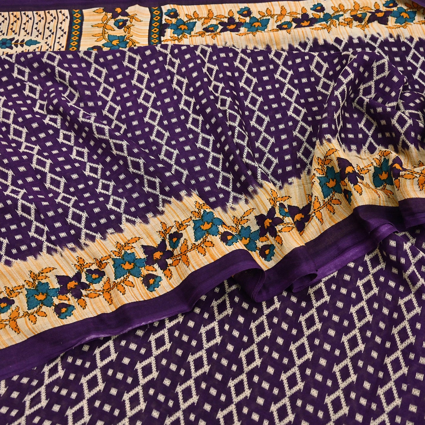 Indian Vintage Sari Purple & Ivory Pure Cotton Printed Saree 5Yd Craft Fabric Sewing Sarong Wrap Boho Floral Quilting crafting dressmaking