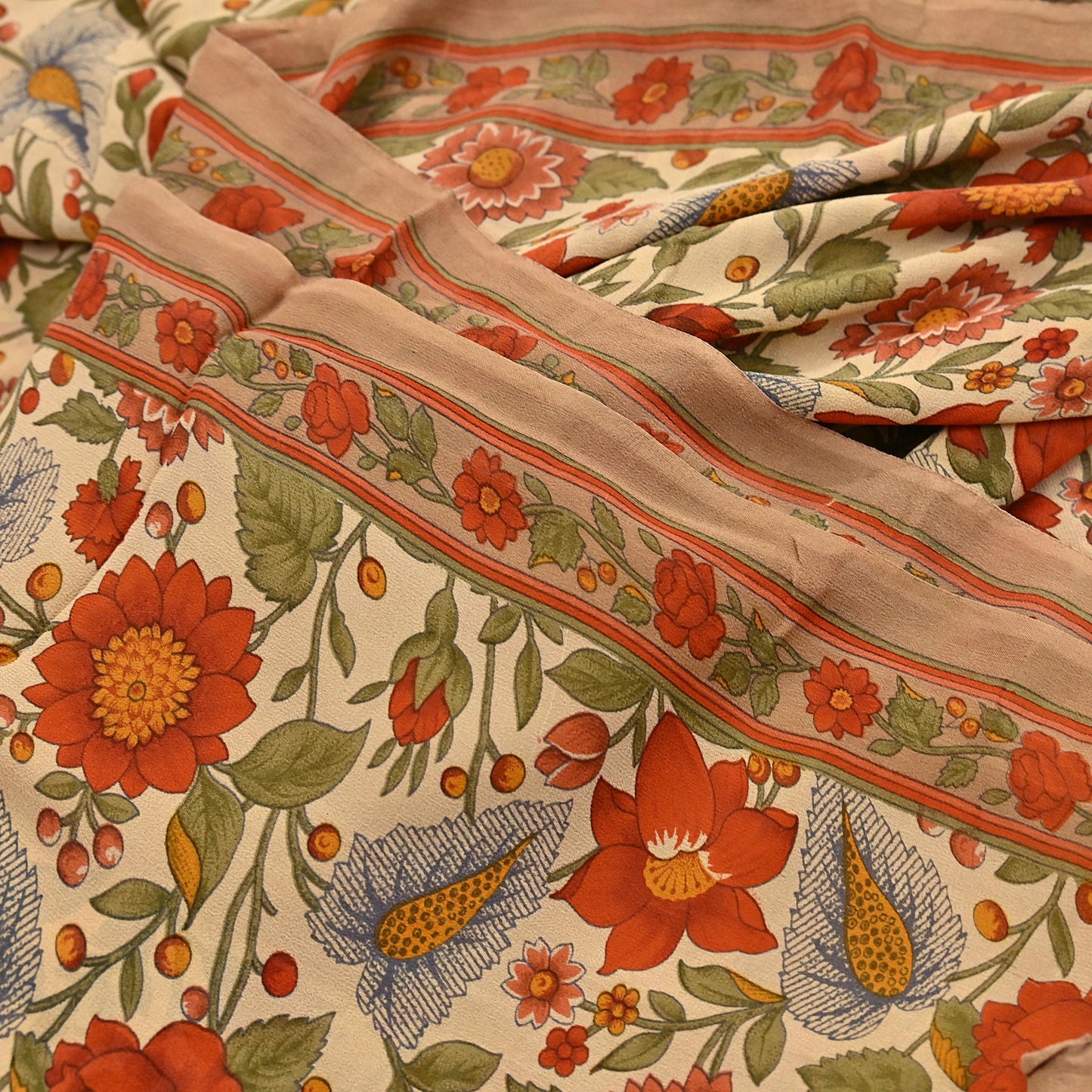 Indian Vintage Sari Beige Pure Georgette Silk Printed Sarees 5Yd Craft Fabric Sewing Quilting Dress making Crafting Quilting Upcycle