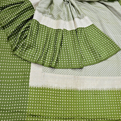 Indian Vintage Sari Green & Ivory Heavy Pure Satin Silk Woven Banarasi Tanchoi Sari Zari 5Yd Craft Fabric Dress making Ethnic Crafting