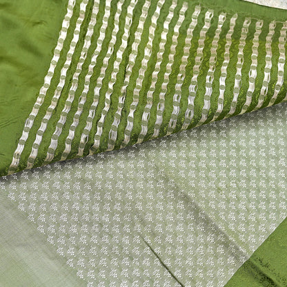 Indian Vintage Sari Green & Ivory Heavy Pure Satin Silk Woven Banarasi Tanchoi Sari Zari 5Yd Craft Fabric Dress making Ethnic Crafting