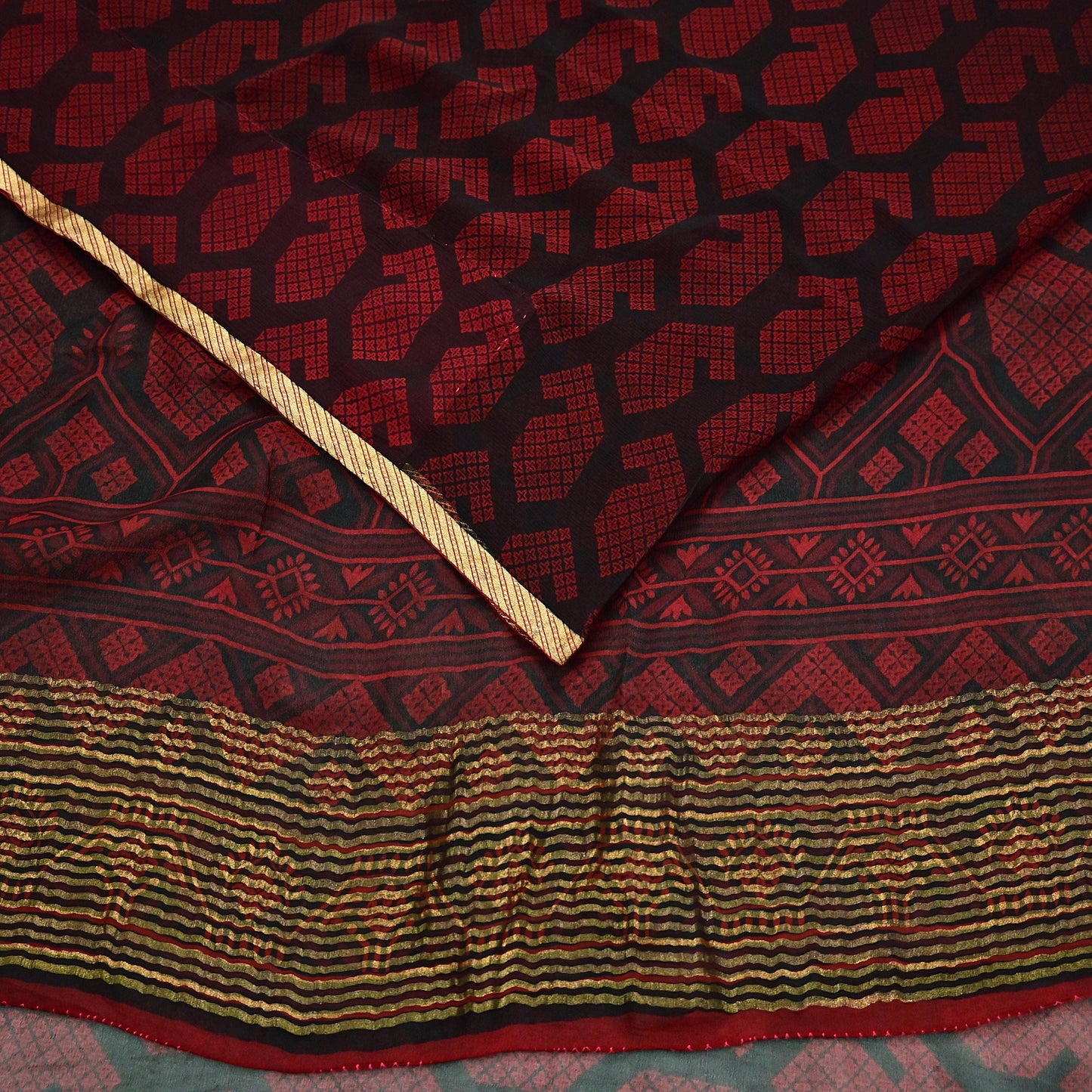 Indian Vintage Sari Black & Red Pure Chiffon Silk Printed Sarees 5Yd Craft Fabric Sewing Soft Zari Border Dress Making Upcycle Quilting