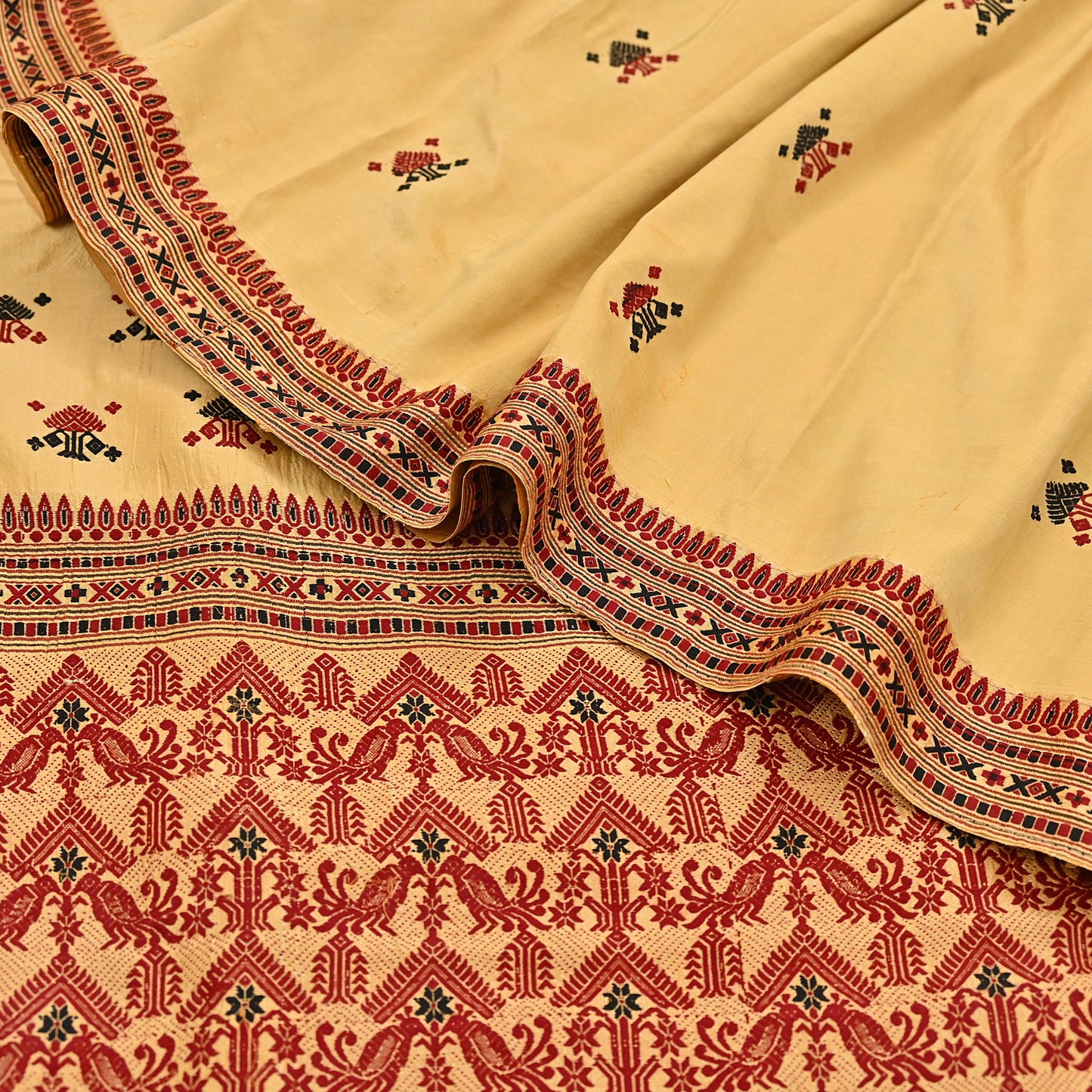Vintage Yellow Pure Silk Saree Handwoven Asam Sari with Floral Design Antique Indian Wedding Saree 6yd Fabric Fringes